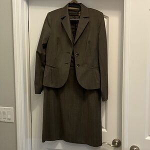 Comma Brown Women's Blazer and Sleeveless Dress Suit Size 8 Jacket, 10 Dress